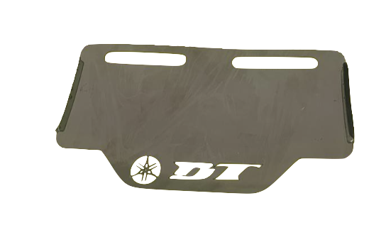 PORTA PLACA METALICO DT